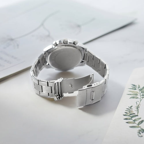 Montre homme personnalisée acier – cadeau élégant et unique